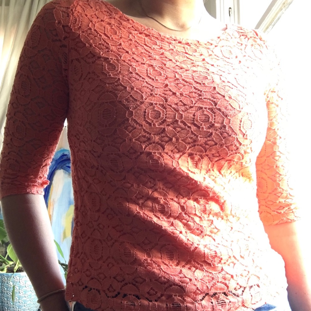 Banana Republic Lace Lined Top - Sz 6